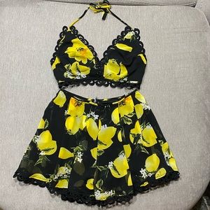 NEW Lemon Matching 2 Piece Set